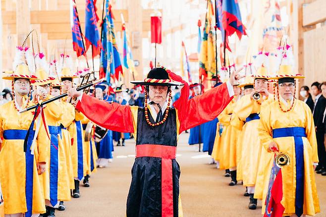 [부산=뉴시스] 조선통신사 행렬 재현. (그림= 부산문화재단 제공) 2025.09.23. photo@newsis.com *재판매 및 DB 금지