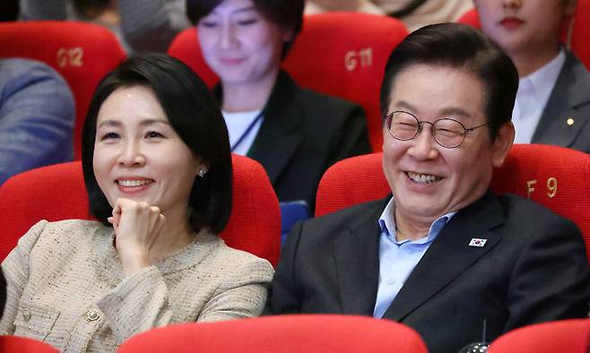 지난 20일 부산을 찾은 이재명 대통령 부부. 연합뉴스