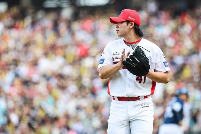 KIA 황동하는 23일 인천 SSG와 원정경기를 앞두고 1군에 합류했다. 그는 5월 불의의 교통사고를 당한 이후 갖은 노력 끝에 아름다운 마무리를 할 기회를 잡았다. 사진제공｜KIA 타이거즈