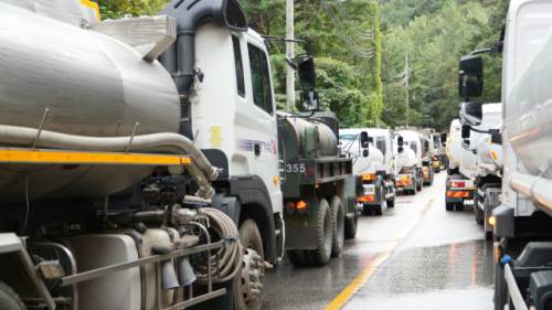 지난 여름 최악의 식수난을 겪으면서 오봉댐 저수위가 10%미만으로 떨어질 것이 우려되자, 공공기관과 살수차 수백대가 투입, 저수지에 물을 직접 공급했다.