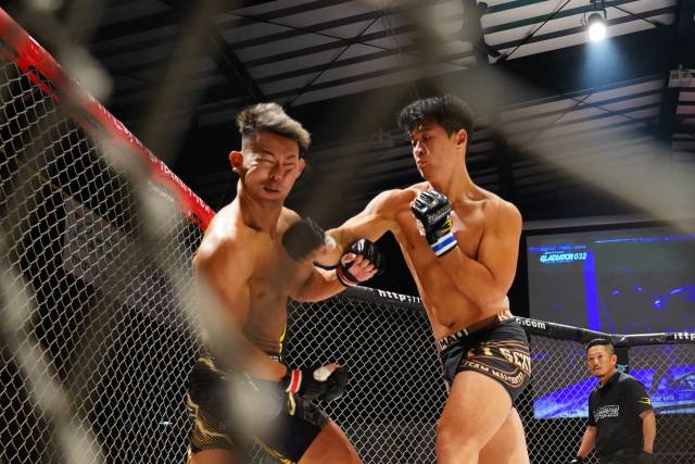 권지후(오른쪽)가 일본