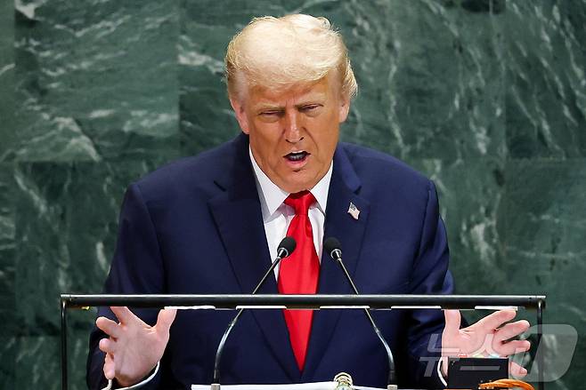 도널드 트럼프 미국 대통령이 23일(현지시간) 뉴욕 유엔본부에서 열린 제80차 유엔총회에서 연설하고 있다. 2025.9.23 ⓒ 로이터=뉴스1 ⓒ News1 강민경 기자