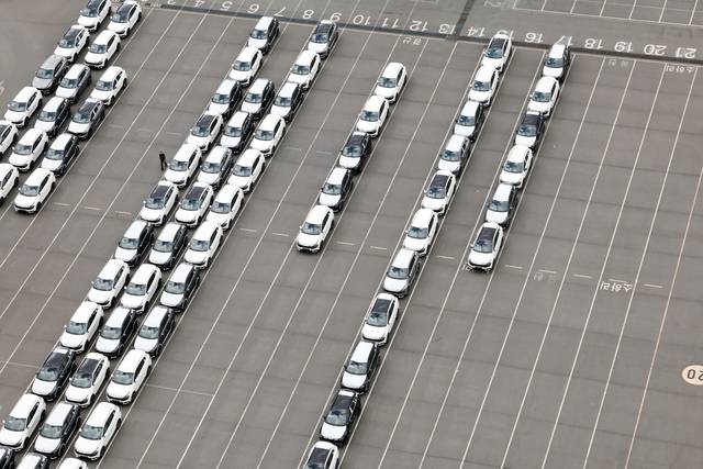 기아 오토랜드 광주 2공장 완성차 주차장 모습. 연합뉴스