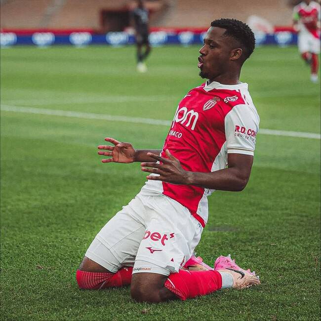 사진=안수 파티 SNS