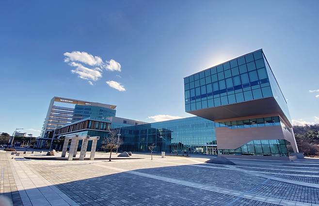 인천공항 인재개발원. 인천국제공항공사 제공