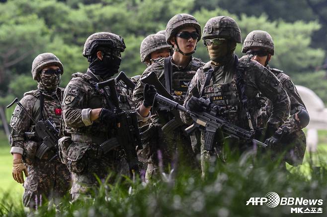 훈련 중인 52보병사단 장병들. 사진=AFPBBNews=News1