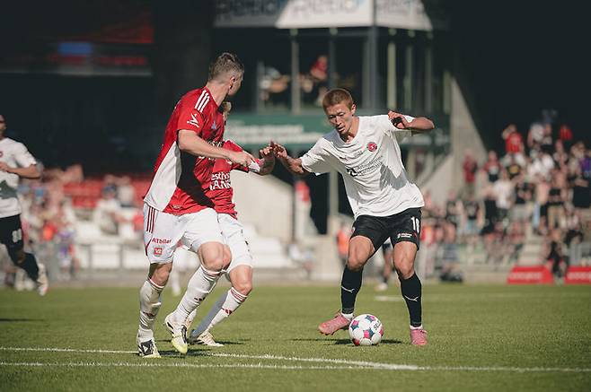[서울=뉴시스]미트윌란 조규성, 1년 3개월 만에 복귀전. (사진=미트윌란 소셜미디어 캡처) 2025.08.17. photo@newsis.com *재판매 및 DB 금지