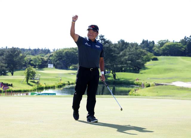지난해 SK텔레콤 오픈에서 우승한 최경주. 사진 제공=KPGA