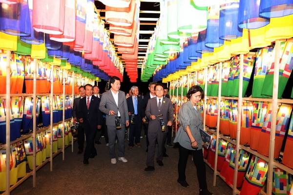 청도읍성 일원에서 열린 '2025 청도 국가유산 야행' 행사 ⓒ청도군