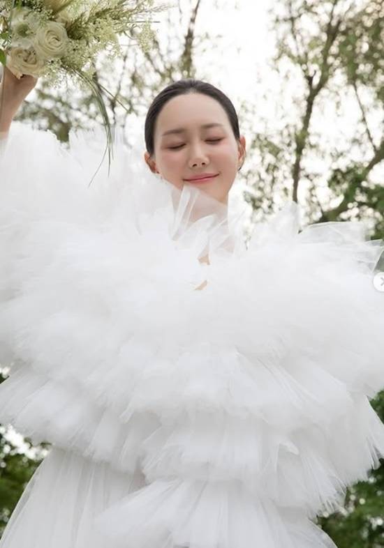 이유영 웨딩화보. 사진ㅣ이유영SNS