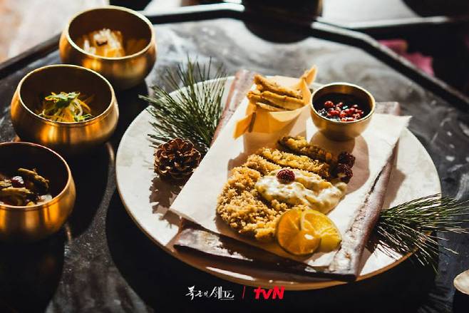 ‘폭군의 셰프’에 등장한 비프 슈니첼(사진=tvN)