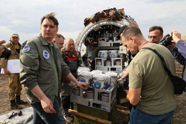 전문가들은 바이온-M 2호 모듈에 보관된 파리와 다른 동물들을 검사할 예정이다. (출처=로스코스모스)