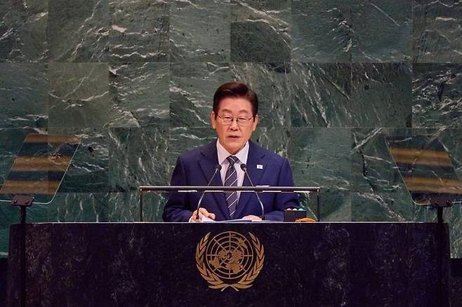 이재명 대통령이 23일(현지시간) 미국 뉴욕 유엔본부 총회장에서 기조연설을 하고 있다. ⓒ연합뉴스