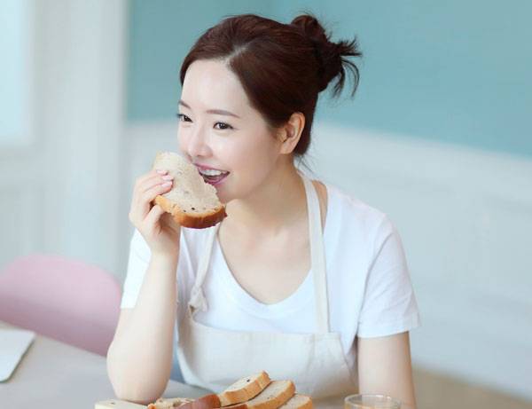 글루텐 프리 빵이나 과자 등은 ‘건강식품’이라는 인식과 달리 당분, 가공 전분, 유화제가 숨어 있을 수 있다./사진=클립아트코리아