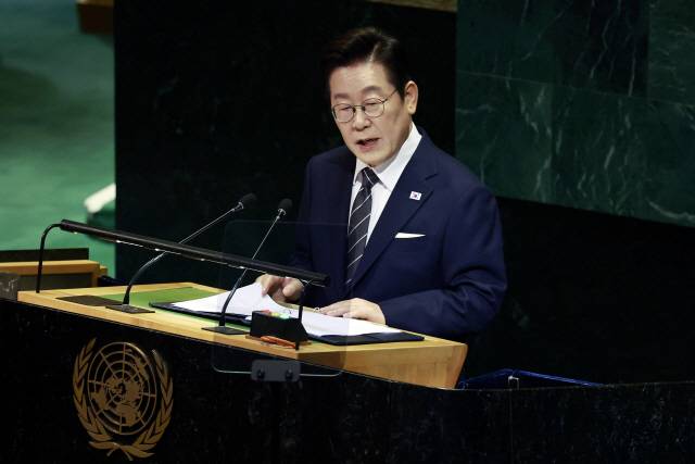 ▲ 이재명 대통령이 23일(현지시간) 미국 뉴욕 유엔본부 총회장에서 기조연설을 하고 있다.  연합뉴스