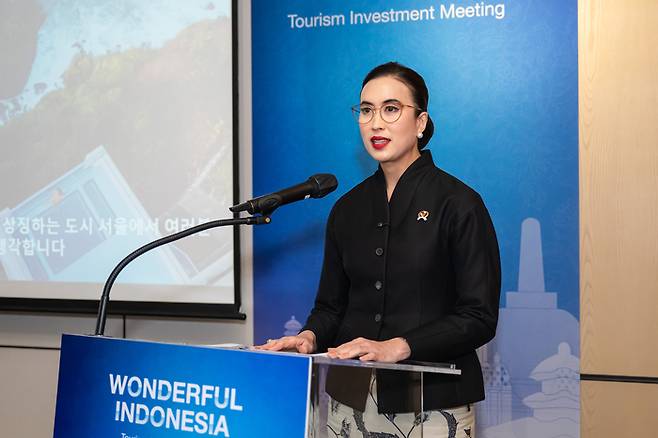 위디얀티 푸트리 와르다나 인도네시아 관광부 장관