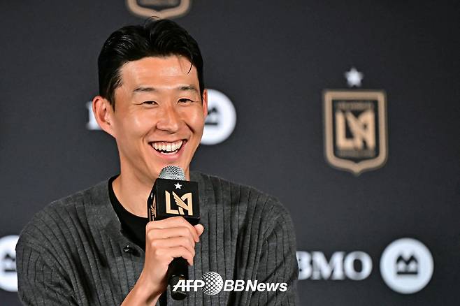 지난달 7일 미국프로축구 메이저리그사커(MLS) 로스앤젤레스(LA)FC 입단식 당시 손흥민. /AFPBBNews=뉴스1