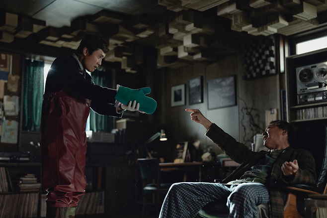 영화 ‘어쩔수가없다’. 사진| CJ ENM