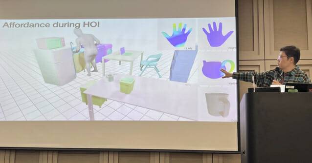 류중희 리얼월드 대표가 26일 오픈 로보틱스 AI 포럼에서 발표하고 있다. (사진=지디넷코리아 신영빈 기자)