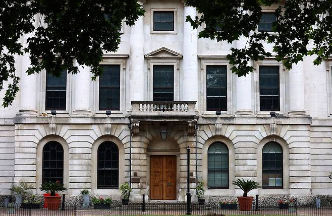 중국이 중국대사관 신축 건물 건립을 추진 중인 옛 왕립 조폐국 부지 ‘로열 민트 코트’ 모습 / EPA=연합