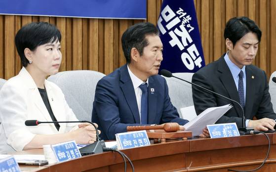 정청래 더불어민주당 대표가 26일 오전 국회에서 열린 확대간부회의에 참석해 발언하고 있다. 김성룡 기자/ 2025.09.26
