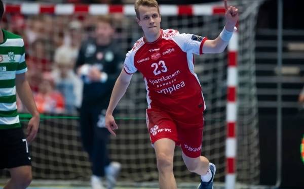 사진 2025/26 EHF 남자 핸드볼 챔피언스리그 올보르와 스포르팅의 경기 모습, 사진 출처=유럽핸드볼연맹