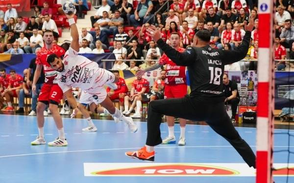 사진 2025/26 EHF 남자 핸드볼 챔피언스리그 베스프렘과 디나모 부쿠레슈티의 경기 모습, 사진 출처=유럽핸드볼연맹