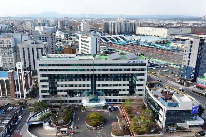 하남산단 지하수‧토양오염과 관련한 대응조치에 대한 특정감사를 벌인 광주 광산구가 오염 조사 이후 업무 지휘‧감독, 보고 등 적절한 조치가 이뤄지지 않았음을 확인했다.