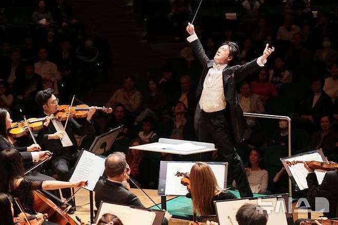 [서울=뉴시스] 홍콩필하모닉오케스트라 (사진=PRM 제공)