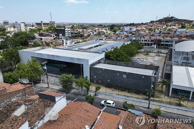 25일(현지시간) 총격 사건이 발생한 브라질 학교 [소브라우 EPA=연합뉴스. 재판매 및 DB 금지]