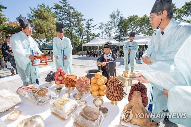 강원 고성 명태축제 [연합뉴스 자료사진]