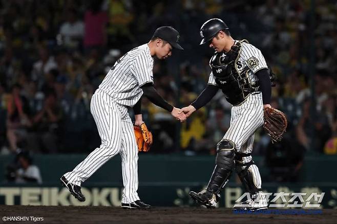 한신 우완 이시이가 48이닝 연속 무실점을 기록했다. 26일 주니치전 9회 등판해 1이닝을 무실점으로 봉쇄했다. 사진캡처=한신 타이거즈 SNS