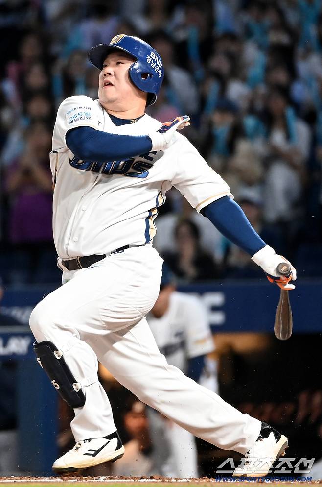 19일 창원NC파크에서 열린 롯데와 NC의 경기, NC 이우성이 타격을 하고 있다. 창원=허상욱 기자wook@sportschosun.com/2025.09.19/