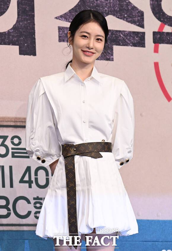 배우 신예은이 JTBC 토일드라마 '백번의 추억'으로 '케미 요정'다운 저력을 보여주고 있다. /이새롬 기자