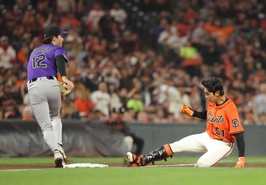 이정후의 시즌 12번째 3루타. 사진[연합뉴스]