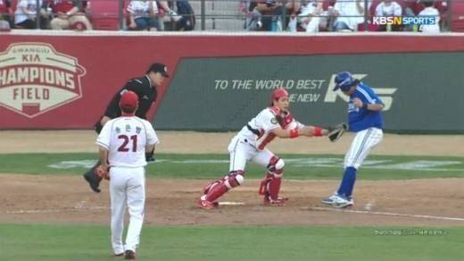 2014시즌 삼성 박석민의 주루 플레이 모습 / KBSN 스포츠 방송 캡쳐