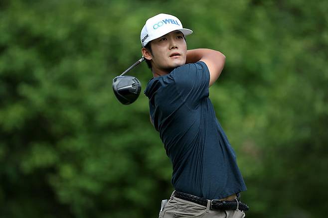 [서울=뉴시스] 김종학, 한국프로골프(KPGA) 투어 최경주 인비테이셔널 셋째 날 단독 선두 도약. (사진=KPGA 홈페이지 캡처) *재판매 및 DB 금지