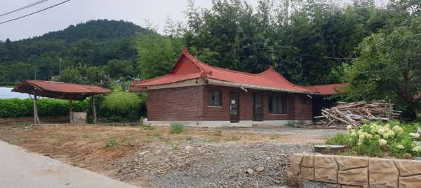카페로 변하기 전 시골집의 옛모습