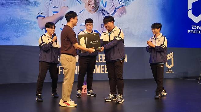 - 우여곡절 끝에 결정된 PS5 주인공