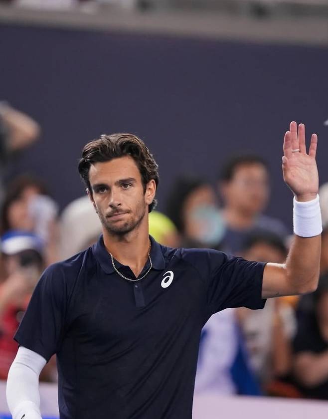 차이나오픈에서 관중에게 무례한 발언을 한 무제티가 사과의 글을 SNS에 올렸다