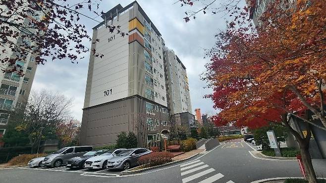 전주가 지방 도시로는 이례적으로 문재인 정부 시기 전고점을 탈환했다. 사진은 전주 완산구의 풍림아이원. 김윤덕 국토교통부 장관이 보유 중인 아파트다. 지지옥션.