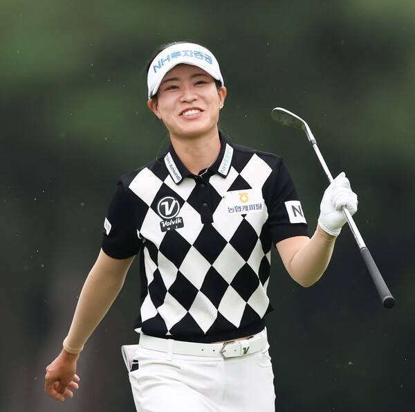 한국여자프로골프(KLPGA) 투어 최초로 생애 통산 상금 65억원을 돌파한 박민지 프로. 사진제공=KLPGA