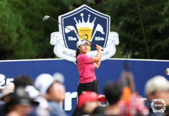 성유진의 티샷.