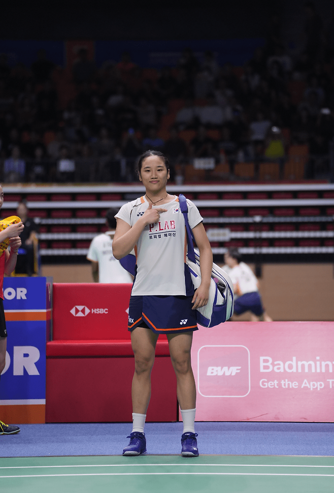 코리아오픈 배드민턴선수권대회는 모처럼 수도권에서 열려 팬들의 뜨거운 관심을 받았다. 최고 흥행카드는 셔틀콕 여왕 안세영이었다. 안세영은 결승에서 야마구치 아카네에게 패해 아쉬움을 남겼다. 대한배드민턴협회 제공