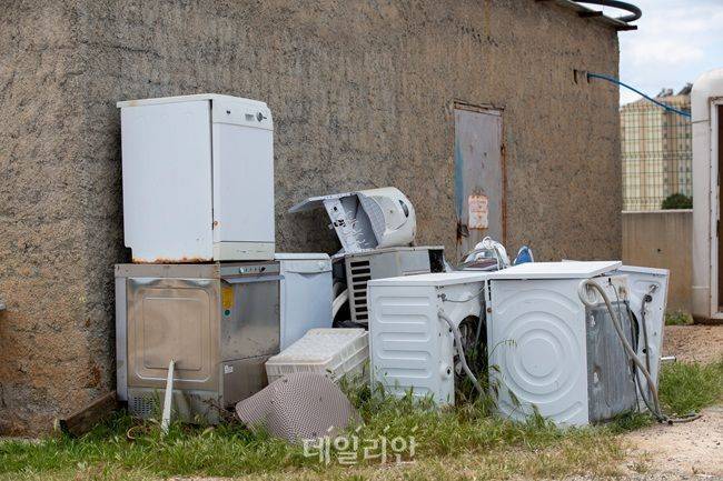 버려진 가전제품 모습. ⓒ게티이미지뱅크