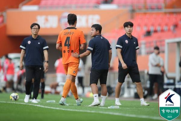 송주훈(제주SK). 한국프로축구연맹 제공