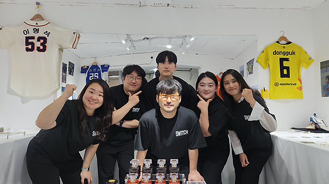 서울특별시 강남구 청담동 편집숍 SAUT CHO:I에서 2025년 9월 4~6일 전시회 ‘SW!TCH: 도전과 성장의 기록’이 개최됐다. 사진=㈜쓰임컴퍼니 제공