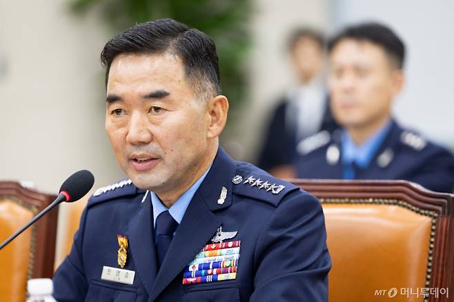 (서울=뉴스1) 유승관 기자 = 진영승 합동참모의장 후보자가 24일 서울 여의도 국회에서 열린 국방위원회의 합동참모의장후보자 인사청문회에 출석해 의원 질의에 답하고 있다. 2025.9.24/뉴스1  Copyright (C) 뉴스1. All rights reserved. 무단 전재 및 재배포,  AI학습 이용 금지. /사진=(서울=뉴스1) 유승관 기자