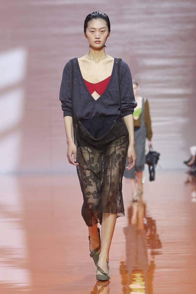 프라다(PRADA) 제공