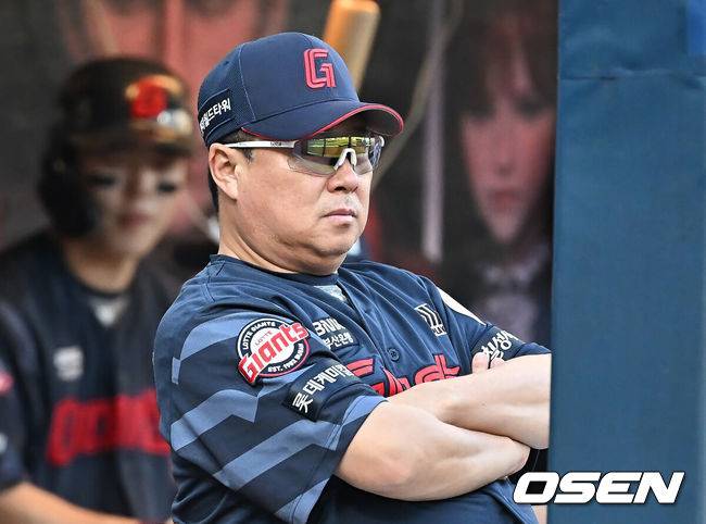 [OSEN=창원, 이석우 기자] 롯데 자이언츠 김태형 076 2025.08.23 / foto0307@osen.co.kr